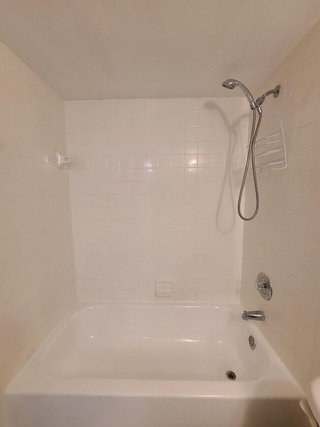 Building Photo - 1460 Windorah Way