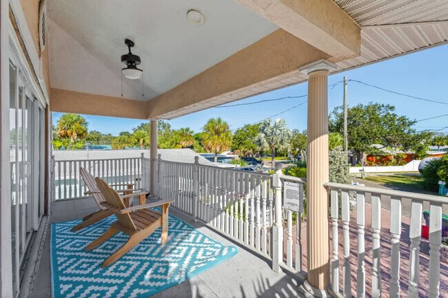 Building Photo - 311 16th Ave