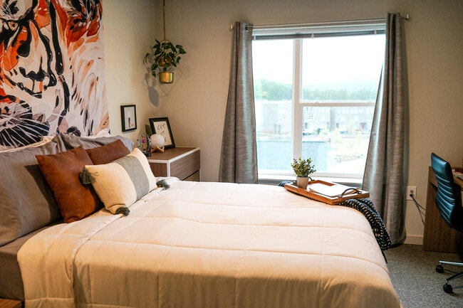 2x2 Luxury Flat Bedroom A - EPOCH