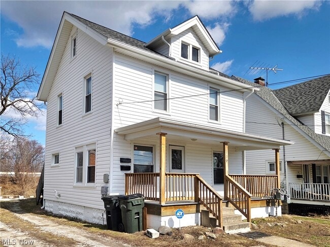 Building Photo - 110 Bell Ave