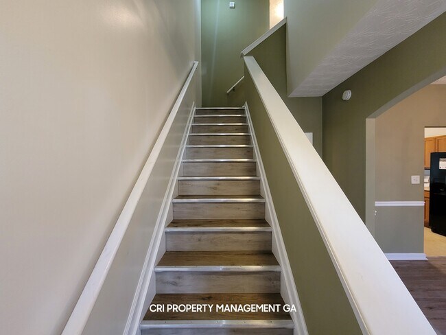 Building Photo - 644 Kenridge Dr