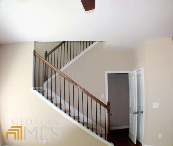 Building Photo - 5970 Shiloh Woods Dr