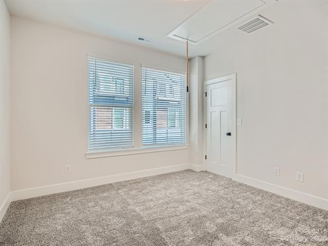 Foto del edificio - 5041 York Park Ln
