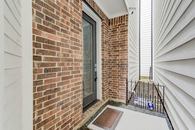Foto del edificio - 5857 Dolores St
