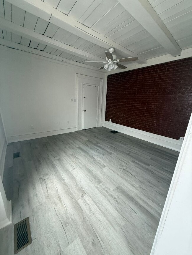 Building Photo - 2083 E Clearfield St