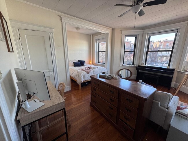 Photo - 1125 Commonwealth Ave Apartment