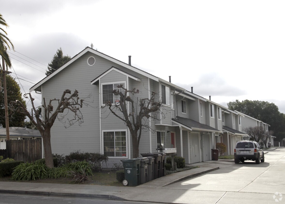 635 Blossom Way, Hayward, CA 94541 Apartments in Hayward, CA