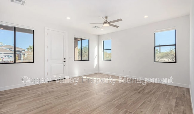 Building Photo - 35852 N 10th St