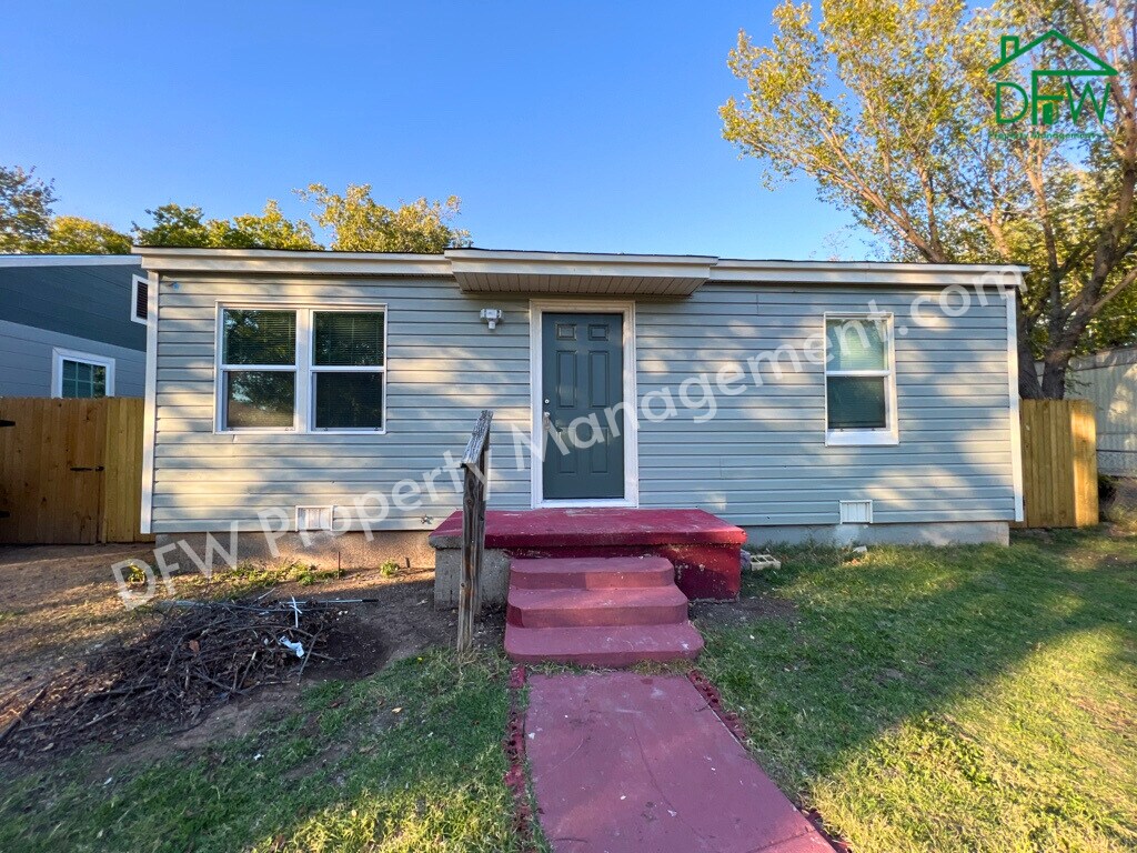 Foto principal - 1605 NW Irwin Ave