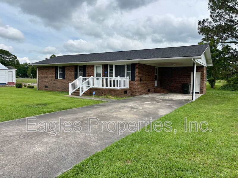 Foto principal - 334 E Nelson St