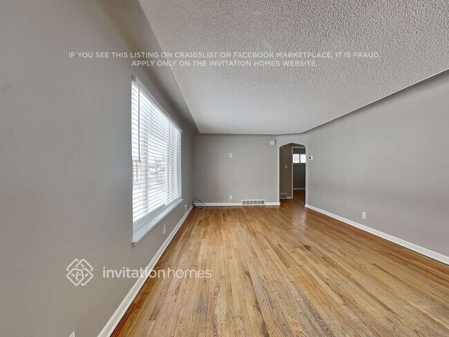 Building Photo - 1410 S Depew St