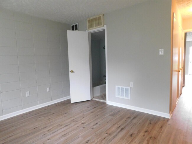 Foto del edificio - 712 N Jefferson St