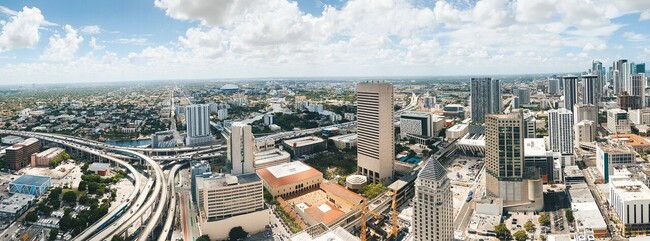 Foto del edificio - Downtown 1st Miami