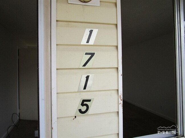 Foto del edificio - 1715 Sue Way