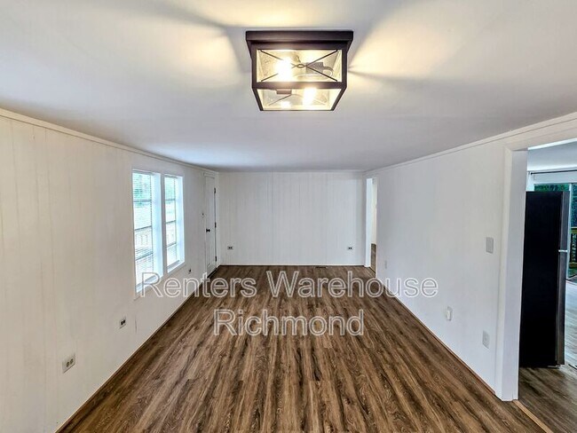 Foto del edificio - 2430 George's Rd
