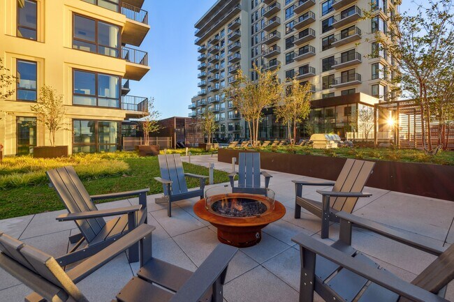 Interior Photo - 18 Dock Apartments