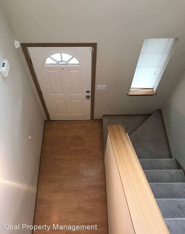 Building Photo - 3 br, 2.5 bath House - 12327 26th Place W.