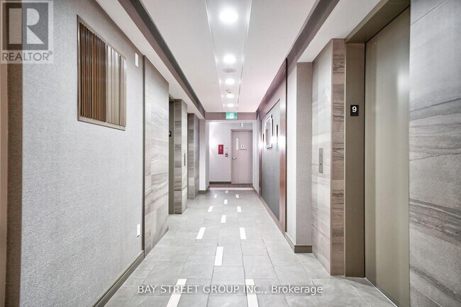 Photo du bâtiment - 761-761 Bay St.