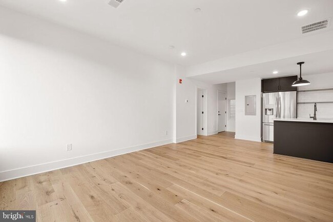 Building Photo - 1400 Germantown Ave