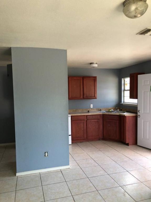 Foto del edificio - 313 San Salvador Ave