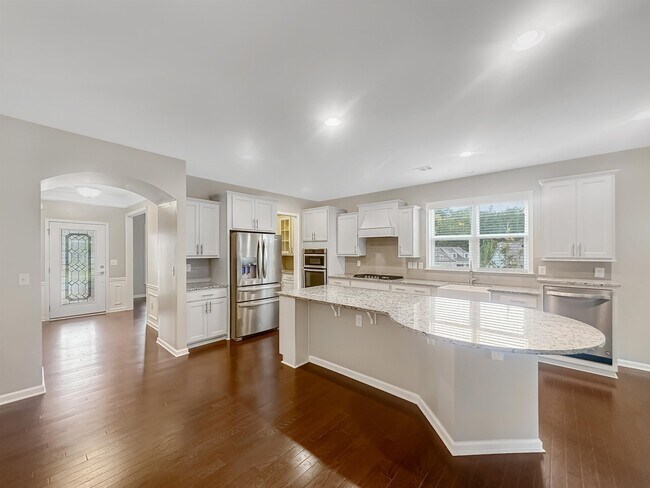 Foto del edificio - 813 Firefly Ct