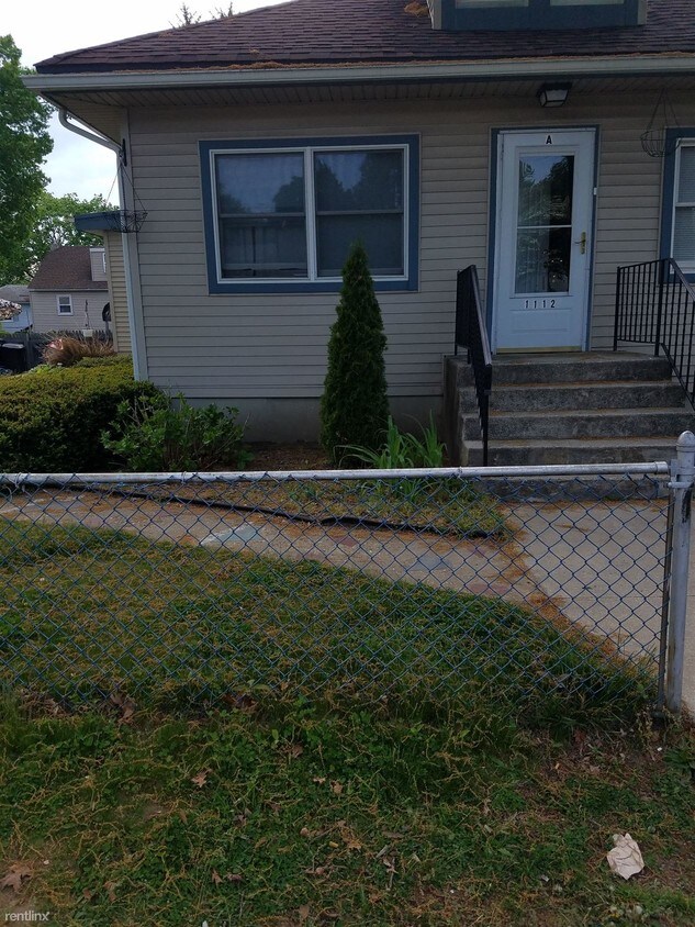 Primary Photo - 1 br, 1 bath Triplex - 1112 Delsea Dr Apt A