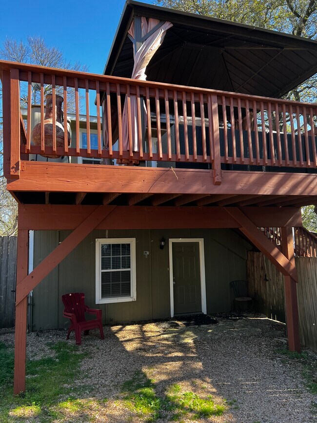 Puerta principal - 4521 Merle Dr