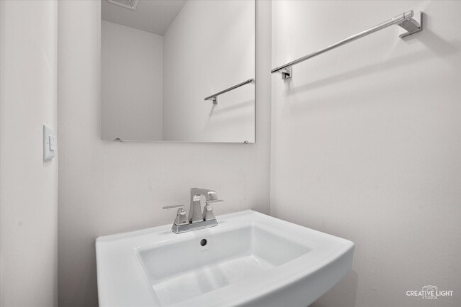 Building Photo - 3391 Helene Rieder Dr