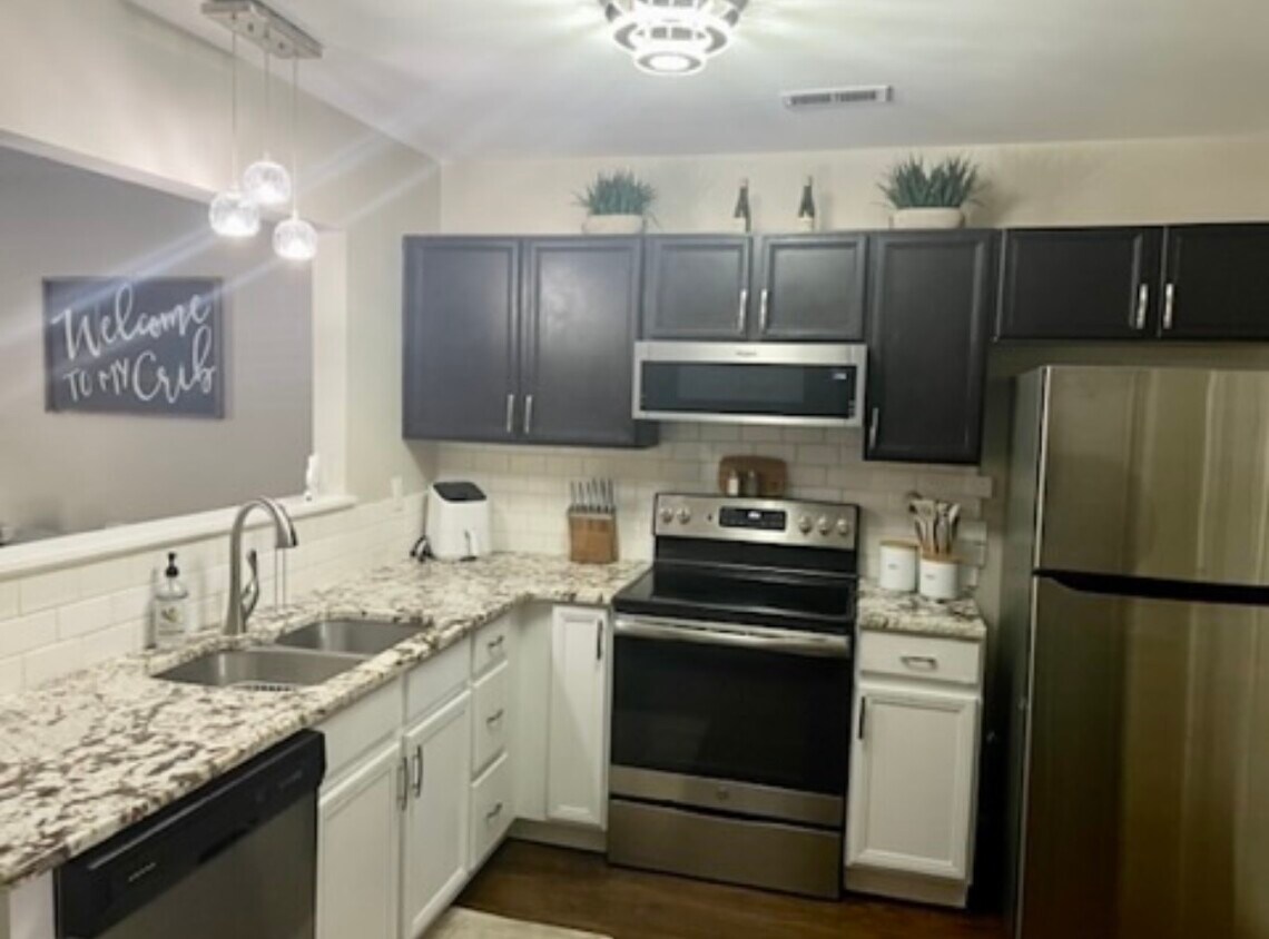 118 Steam Engine Dr Unit 103, Mooresville, NC 28115 Condo for Rent in