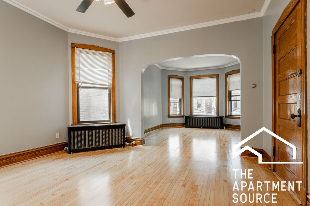 Primary Photo - 2517 N Richmond St