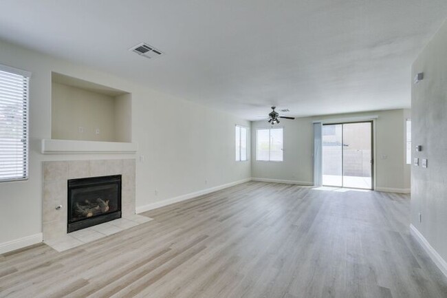 Building Photo - 2 Story 4 Bedroom Corner Lot with RV Parki...