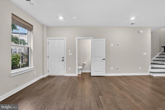 Foto del edificio - 13246 Lake Woodland Way