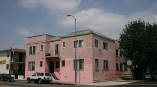 Building Photo - 4530 S Normandie