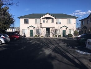 Building Photo - 185 Hillcrest Dr