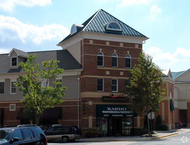 Building Photo - King Farm Village Center