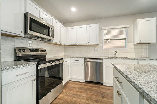 Foto del edificio - 2319 Richardson Ct