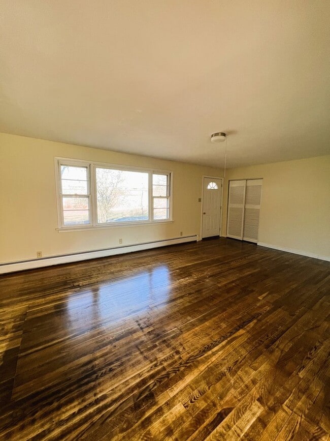 Building Photo - Single Family Home Near Bousquet Mountain
