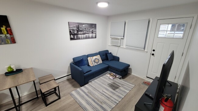 Foto del edificio - 6105 Palisade Ave