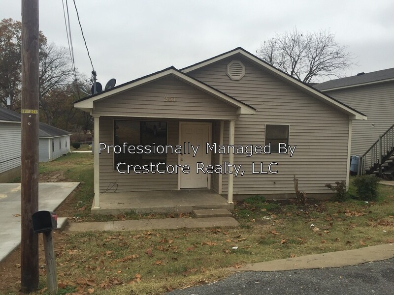 201 Liberty Ave, Dyersburg, TN 38024 House Rental in Dyersburg, TN