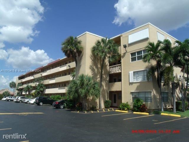Primary Photo - 2 br, 2 bath House - 1333 E Hallandale Bea...