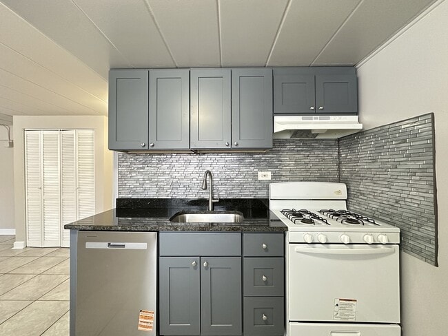 Foto del edificio - 9632 Ivanhoe Ave