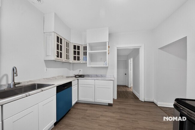 Foto del edificio - 4826 Section Ave