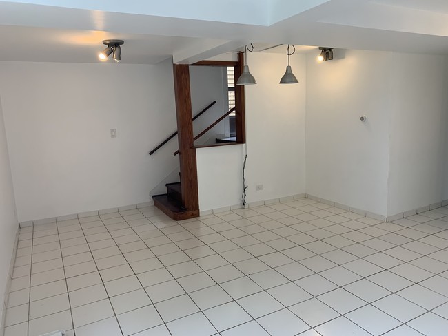 Building Photo - 2327 N 75th Ave