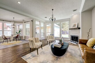 Building Photo - 18902 Mountain Spring Dr