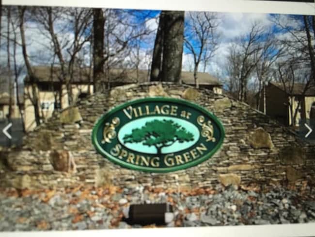 Foto del edificio - 400 New River Rd