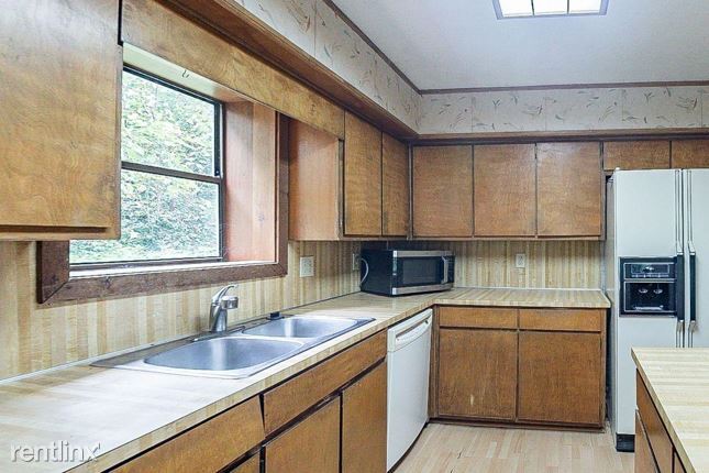 Building Photo - 3 br, 2 bath House - 4694 Shallowford Road