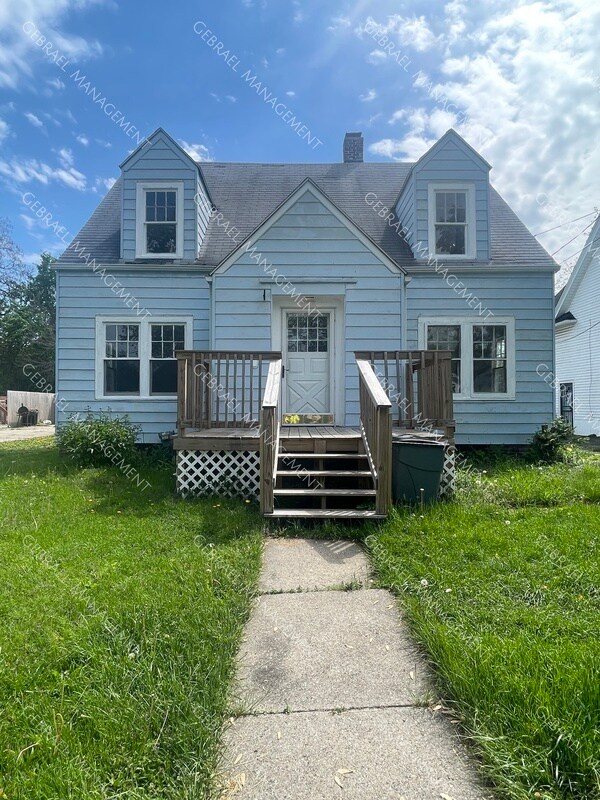 Primary Photo - 432 S 15th St.