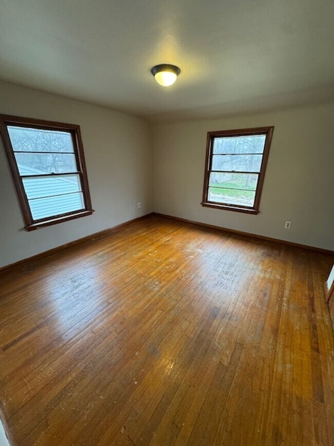 Foto del edificio - 1341 Fay Dr