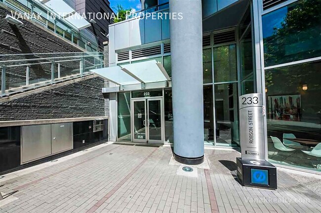 Building Photo - Modern Junior 2 Bedroom with Parking in Downtown Vancouver