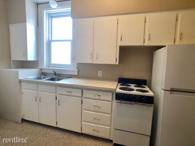 Building Photo - 1 br, 1 bath  - 145 Center St